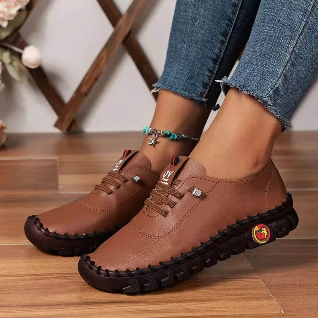 Daisy – Orthopaedic Sneakers for Everyday Comfort