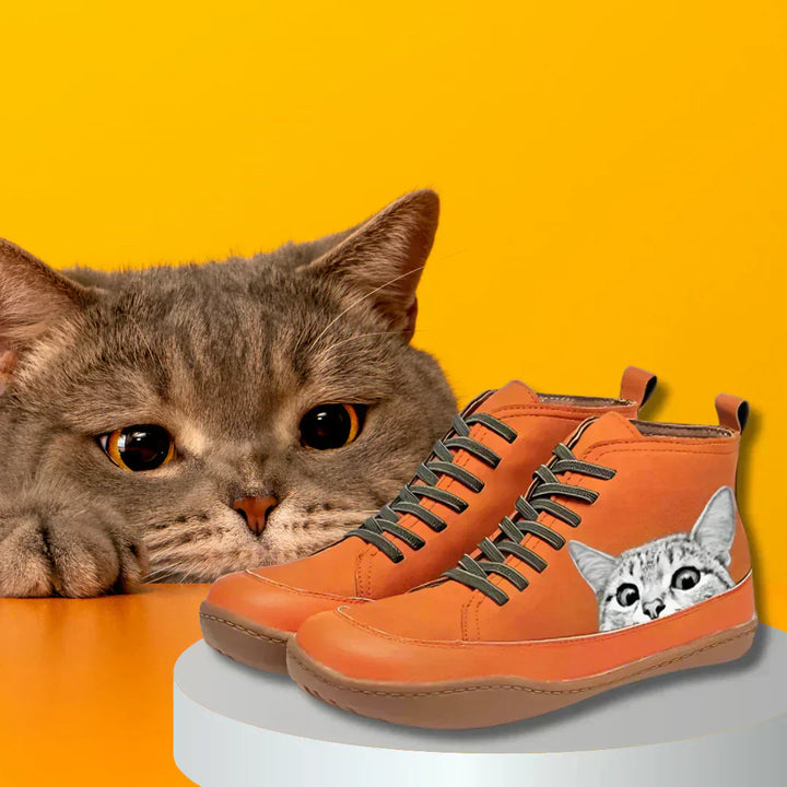 Jane – Cat-inspired leather ankle boots